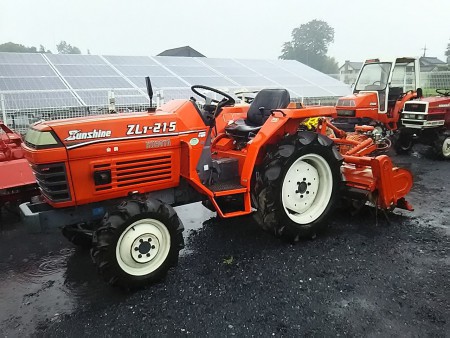 Kubota ZL1-215DT No.83832 1501h 360,000JPY 